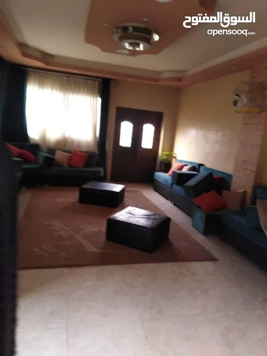 بيت مستقل للبيع