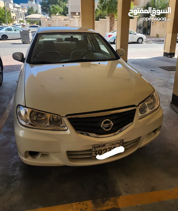 Nissan sunny japanese 2011