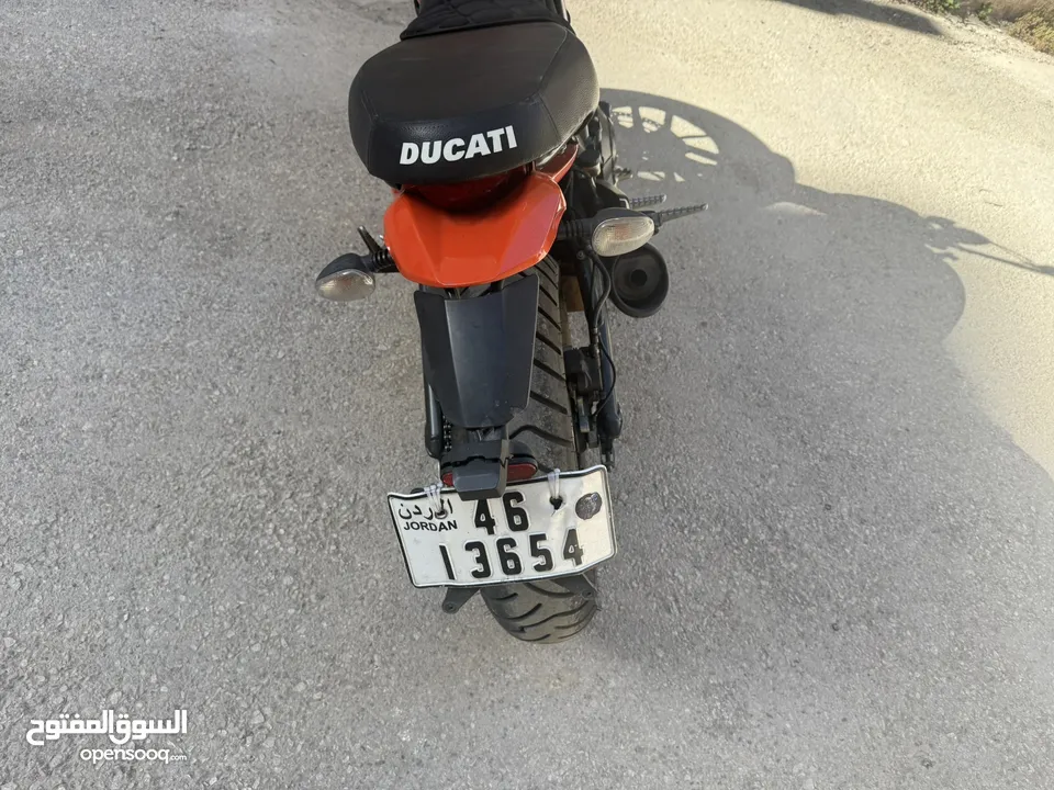 Ducati scrambler sixty2