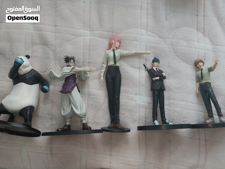 Anime, figure, action figure, chainsaw man, jujustu kaisen ! DROPPED PRICE!