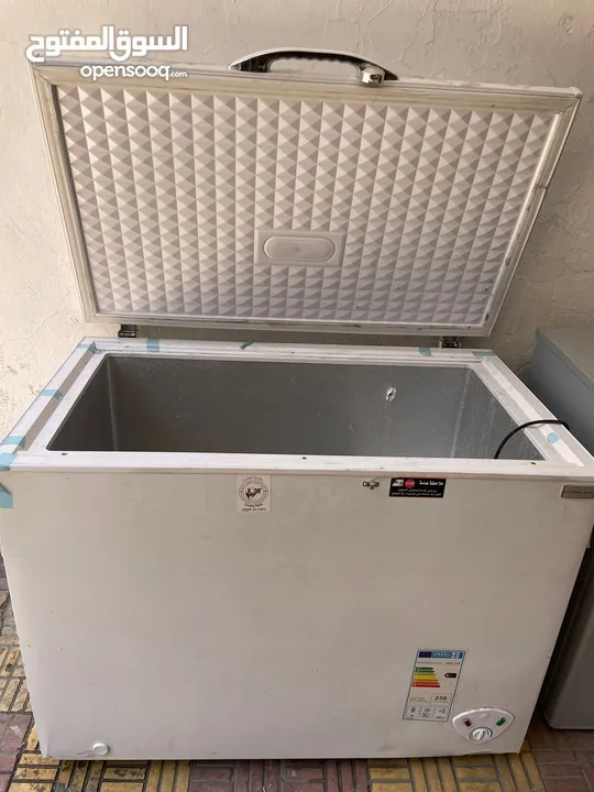 فريزر جنرال بطح ابيض