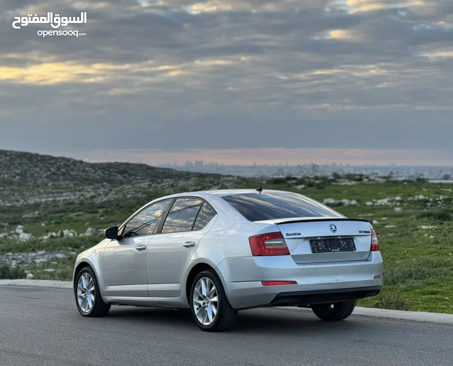 سكودا اوكتافيا 2016 اوتومات ديزل بوضع الشركة السيارة