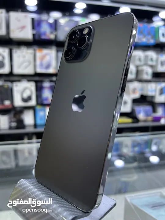 iPhone 12 Pro Max 128 GB ايفون 12 برو ماكس مستعمل بحالة ممتازة مش مفتوح او مصلح نهائيا بطارية اصلية