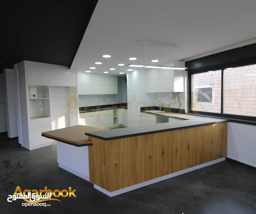 رووف فاخر بتشطيب حديث للبيع  عين مصباح – قرب جامعة القدس المفتوحة