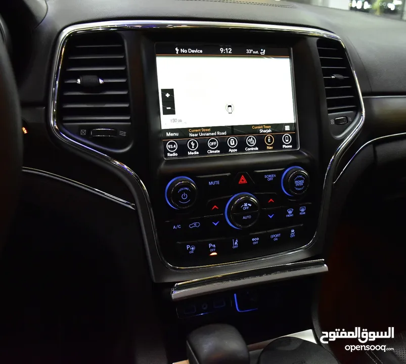 Jeep Grand Cherokee Overland 4x4 ( 2018 Model ) in Black Color GCC Specs