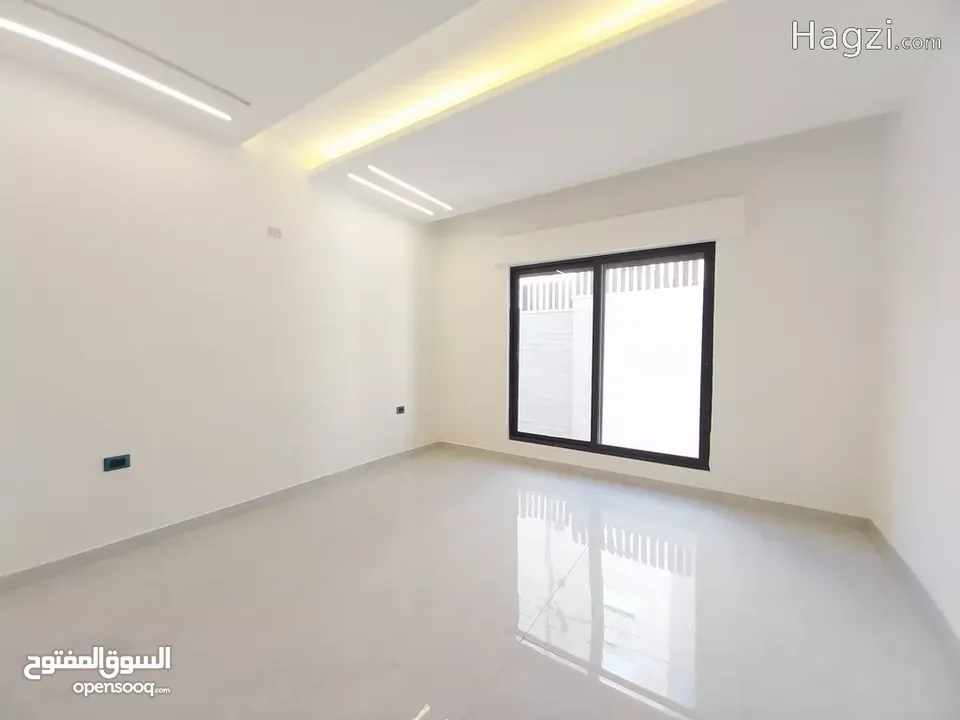 شقة للايجار في دير غبار  ( Property 33354 ) سنوي فقط