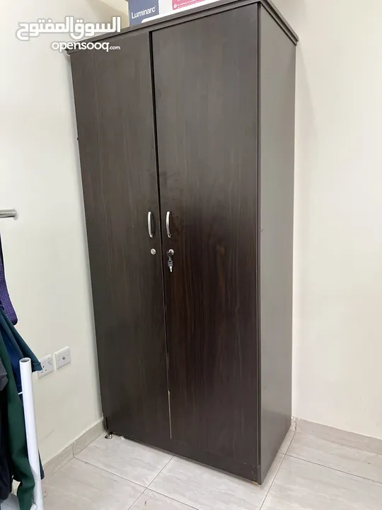 Single door cupboard
