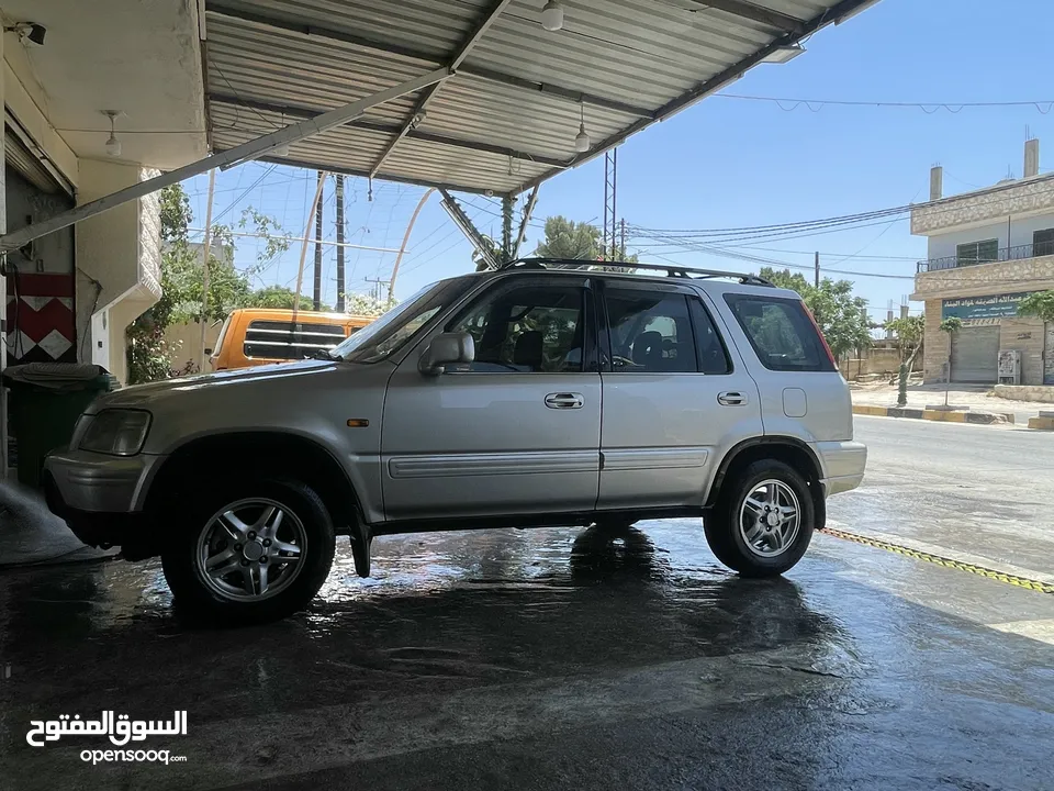 هوندا جيب CRV موديل 1998 اوتوماتيك // فحص 4 جيد  // ماتور 2000 // رقم مميز  // دفع رباعي