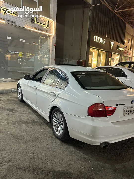 للبيع بي ام 320i 2009