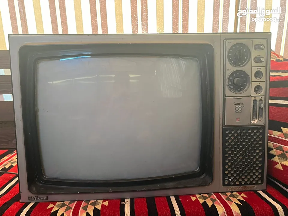 تلفاز قديم انتيكا