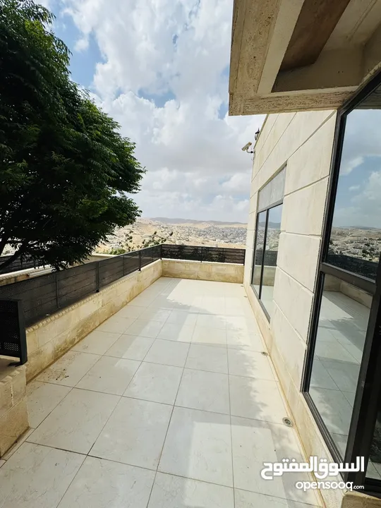 فيلا مميزه للبيع في ضاحية المدينة المنورة من المالك مباشره