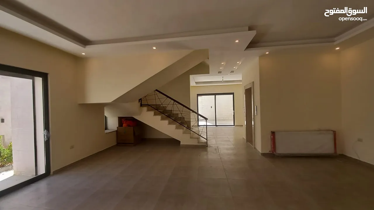 Villa for sale in Dabouq ( Property 42656 )-174804519