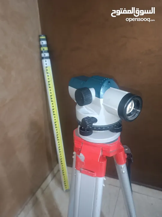 ميزان قامه بوش مع حامل ثلاثى مع مسطره 5 متر صيني BOSCH GOL 32D + BT160 + GR500  ...... .............