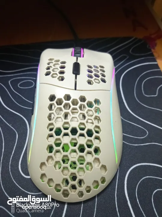 ماوس Glorious Model D سلكي – حالة ممتازة للألعاب   Glorious Model D Wired Gaming Mouse – Excellent