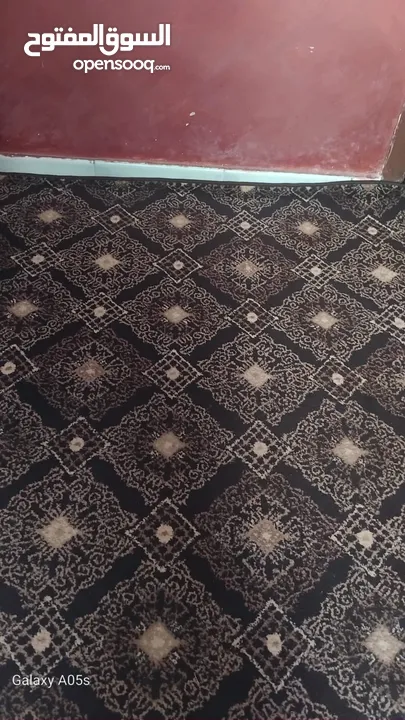 سجادة قص قياس 5*4 متر  بحالة جيدة