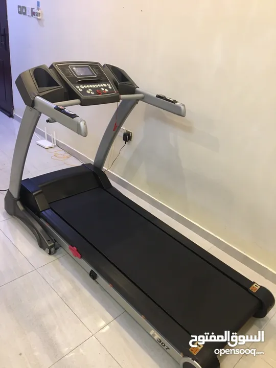 Impulse heavy duty treadmill
