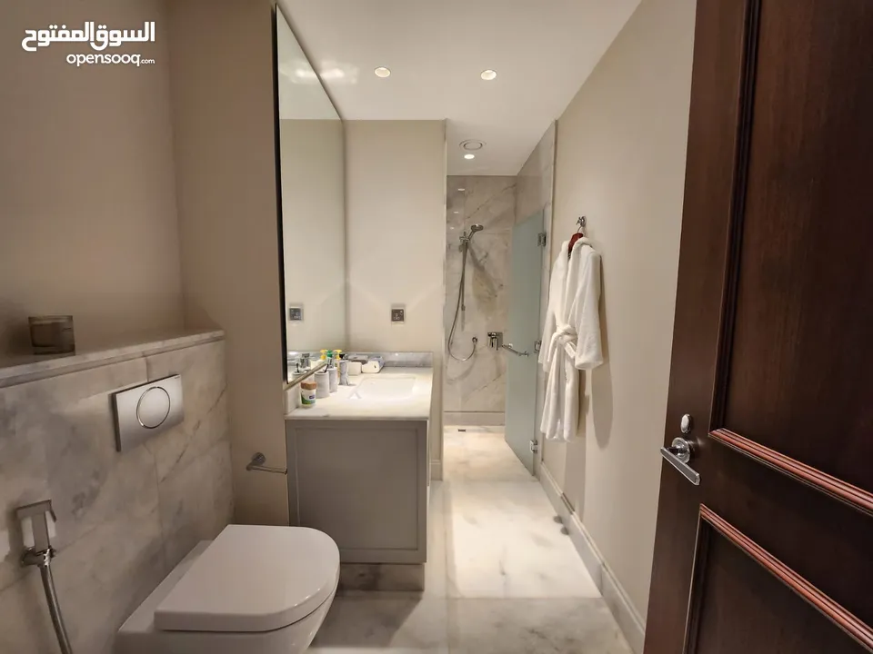 شقة فاخرة للايجار في Ritz Carlton ( Property 36648 ) سنوي فقط