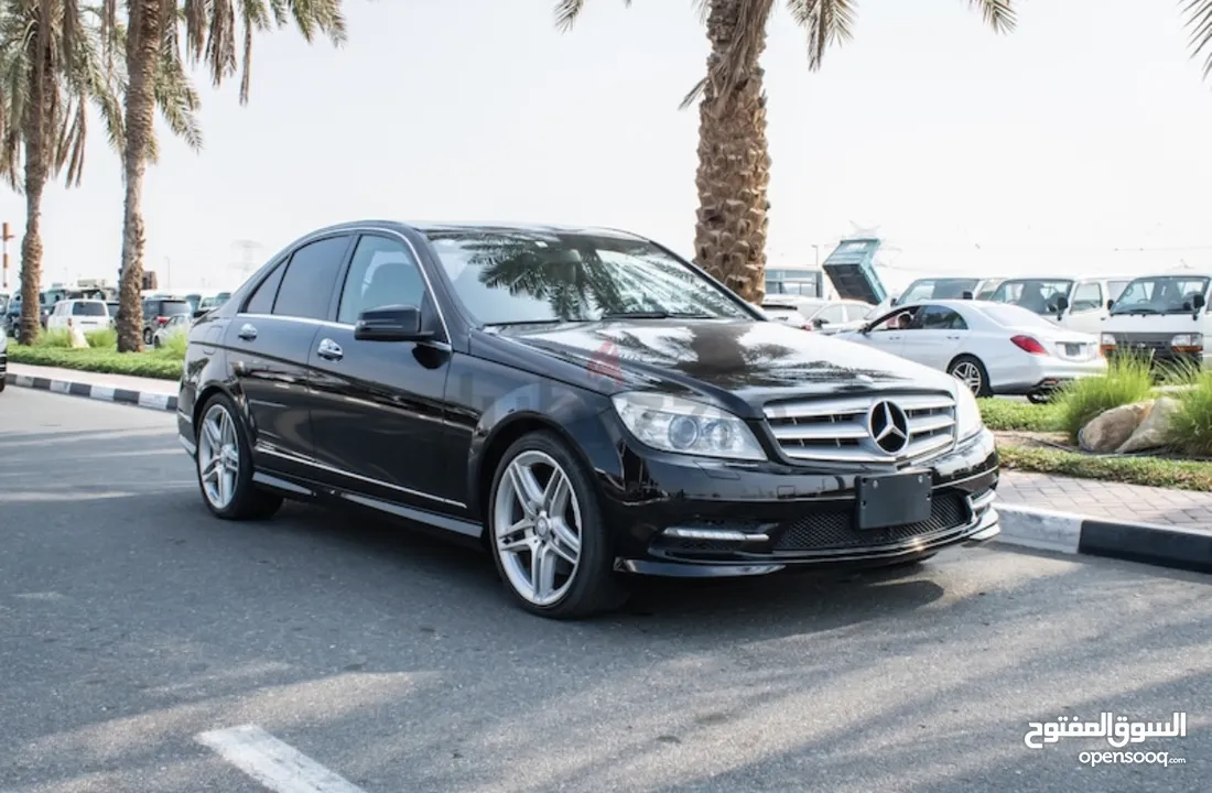 Mercedes Benz C300 AMG Kilometres 60Km Model 2012