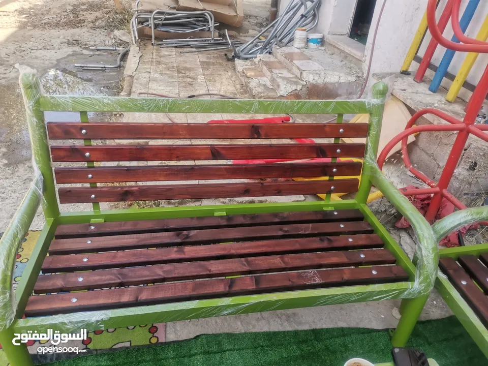 مقاعد حدائق ومزارع وبنشات حديد وخشب سويد متوفر ثلاثي وثنائي ومفرد. خدمة التوصيل لجميع  المحافظات