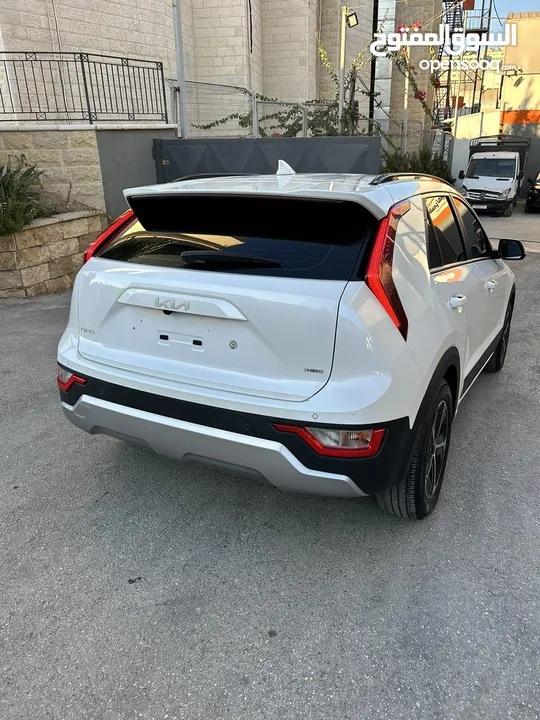 KIA Nero 2023 //  Hybrid // Full option