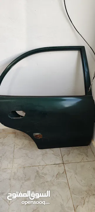 باب خلفي يمين
