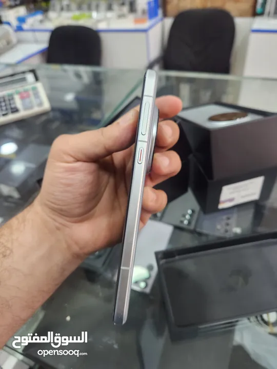 هونور ماجيك 7 برو  512GB كفالة الوكيل الرسمي بسعر مميز