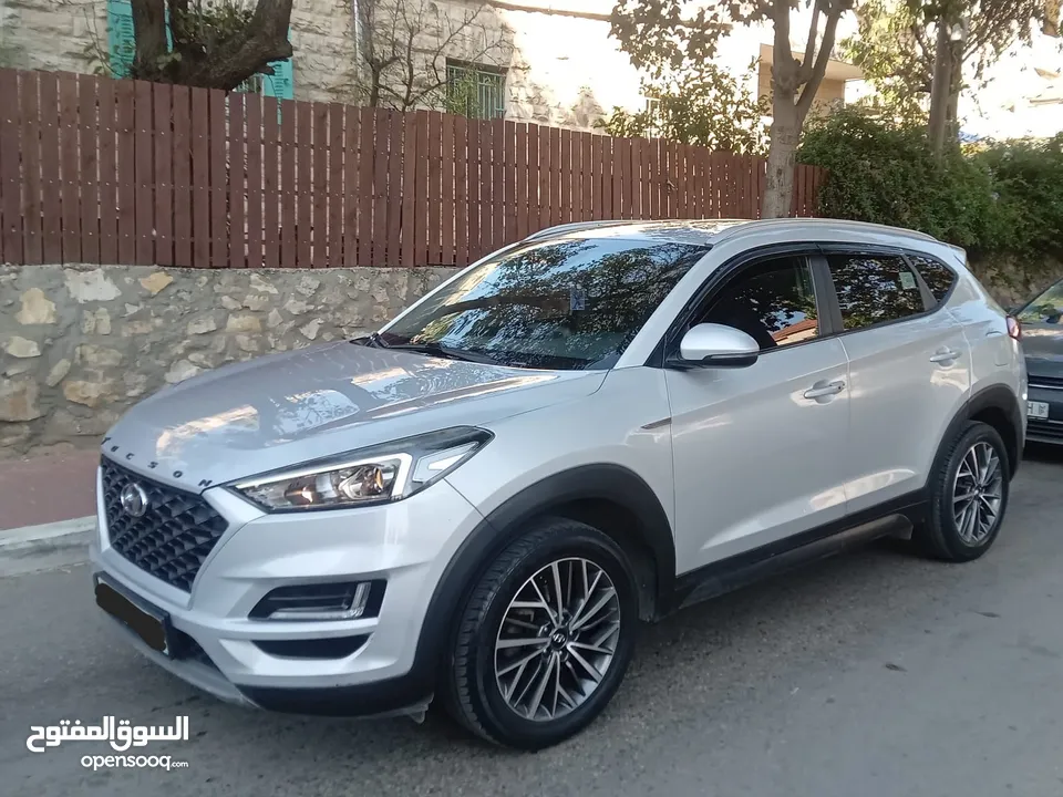 توسان فللل بدون. فتخه. بصمه. 4/4 فحص نخب بسعرررر حرق حرق