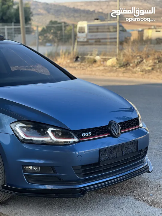 جولف 2014 Mk7.5 فل مع بانوراما / بالسعر المميز ع الكاش فقط