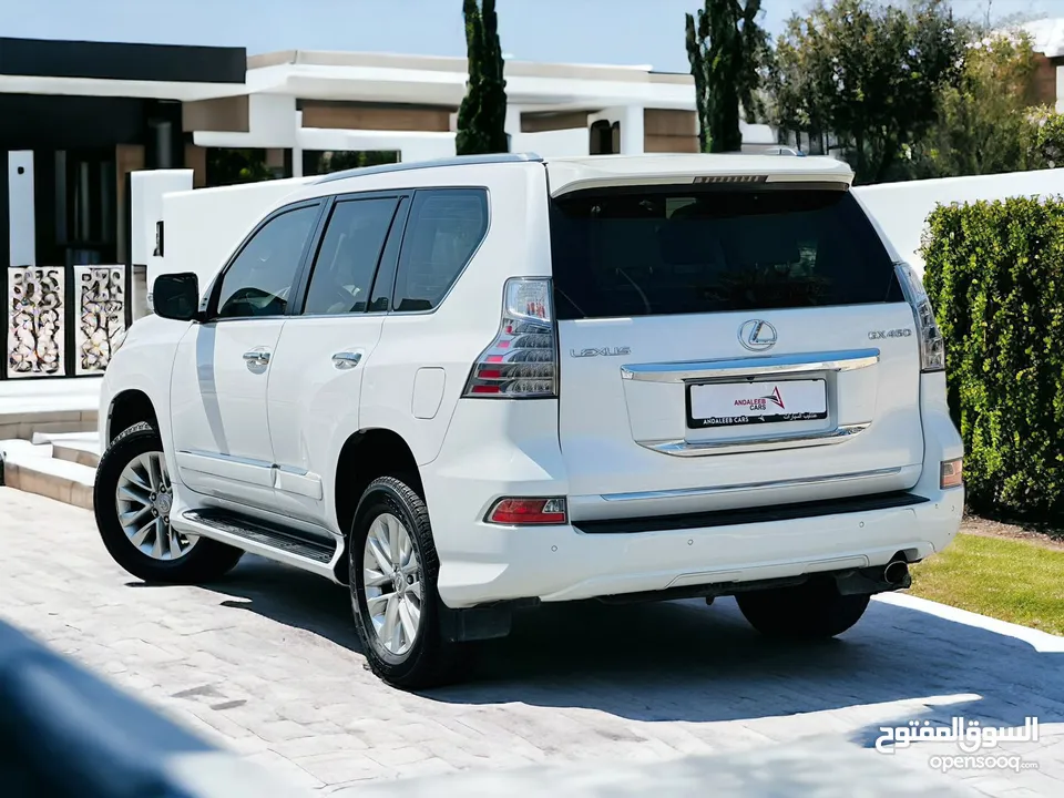 LEXUS GX 460 4.6L V8  GCC  LUXURY INTERIOR  SPACIOUS CABIN  WELL MAINTAINED