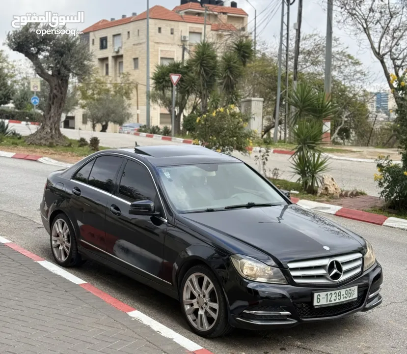 مرسيدس c. 200. فللللللل مع. فتحه. بويه. شركه. بسعررزززز. حرق حرق