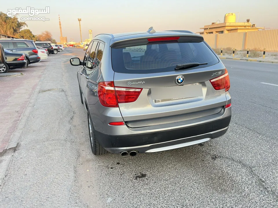 6 سلندر BMW X3 2013    بحاله فوق الممتازه  تم تبديل الاستهلاكيات ما تحتاج اي شئ وشرط الفحص