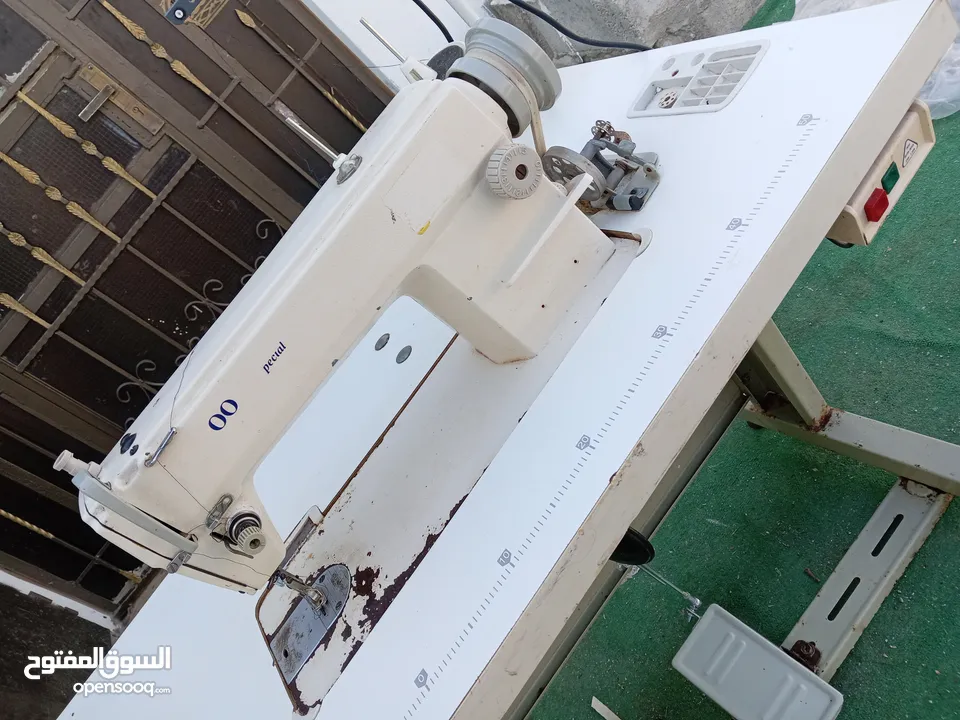 ماكينة خياطة نوع ياباني بحاله جيده جدا شغاله ميه