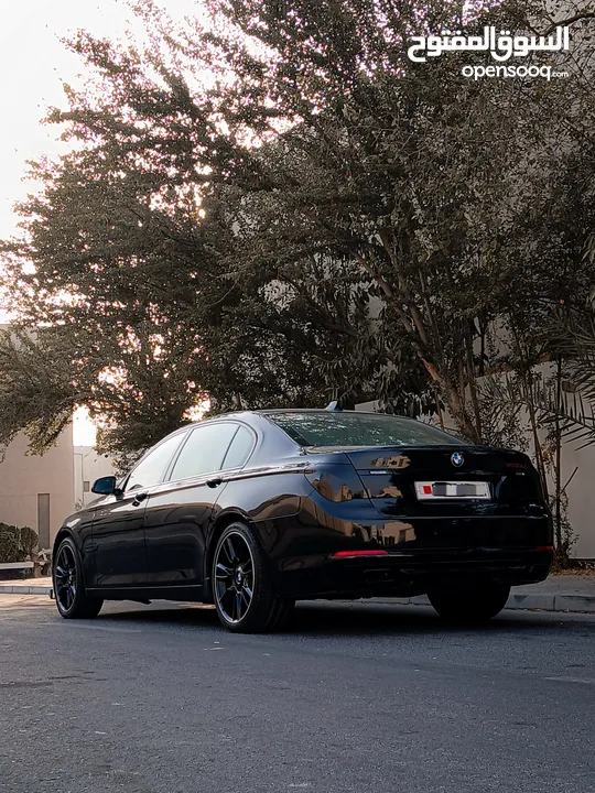 BMW 750Li 2013 FULL OPTION SINGLE OWNER CAR FOR SALE