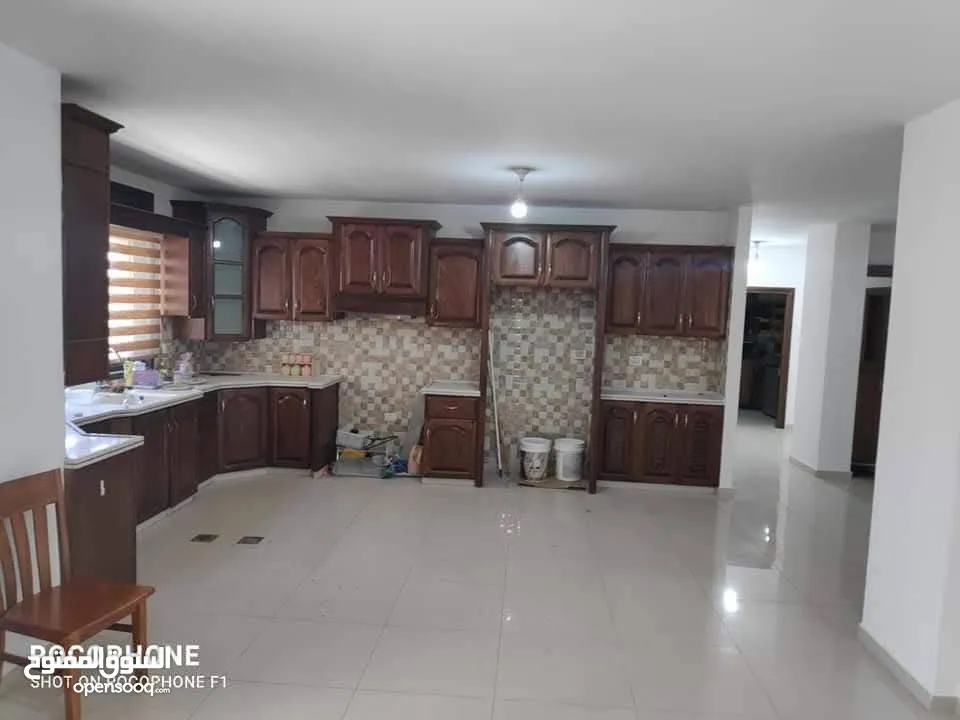 شقة للايجار اول الطيرة جنب السرية مباشرة