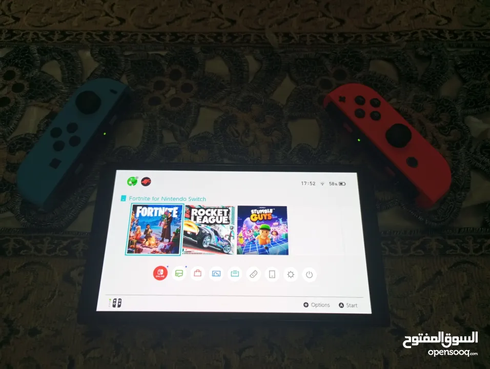 نينتندو سويتش OLED مستعمل 3 شهور جديدة مع ضمان مع الملحقات ( اكسسوارات) فقط ب 850 شيكل