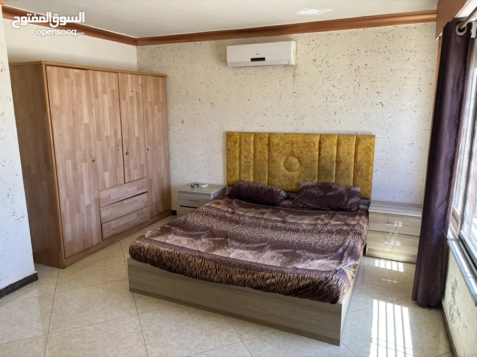 شقة   في الجبيهة للايجار عائلات او شباب فقط