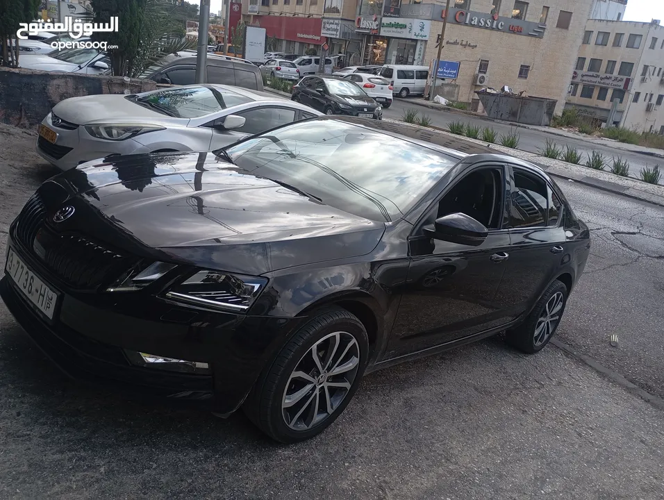 اكتافيا للبيع فحص نخب السياه مش ناقصها غير الصلاه عالنبي  الدفع كاش فقط