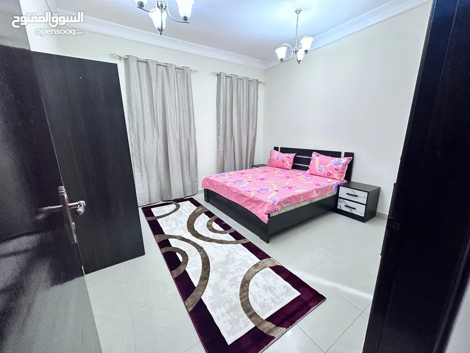 (ضياء) غرفة وصالة للايجار الشهري في الشارقة الخان بفرش فندقي ثاني ساكن شامل انترنت  سهل المخرج ل دبي