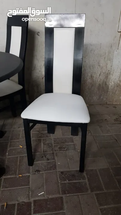 Dining table with 4chair for sale