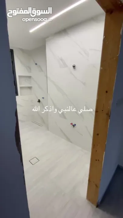 أيهم لجميع اعمال البلاط والعزل بأسعار منافسة