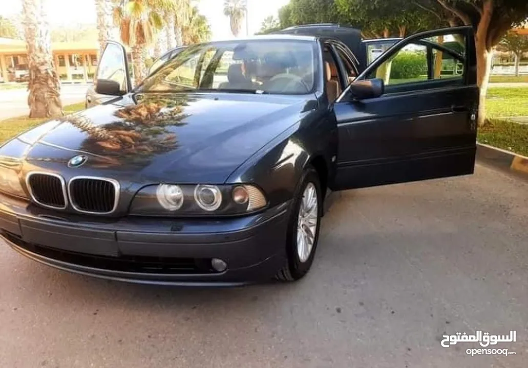 Bmw فيه خامسه للبيع 2002