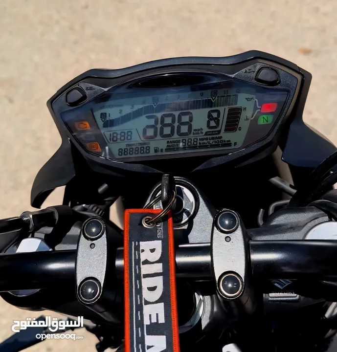 سوزوكي SV 650 موديل 2020 للبيع ممشى قليل جداً  5800Km بسعر قابل للتفاوض