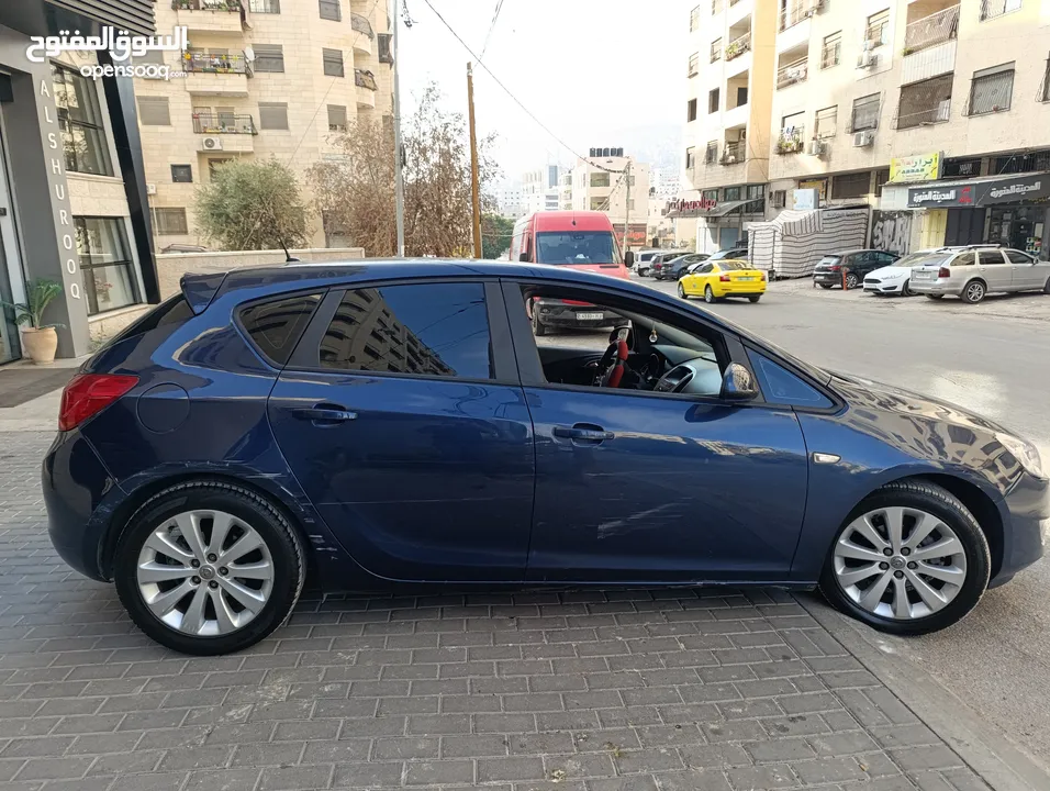 اوبل استرا 2012اتومات
