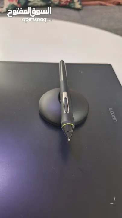 Wacom Intuos Pro Large -  model PTH-860    drawing tablet