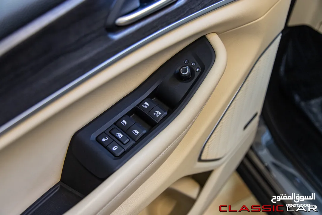 Jeep Grand Cherokee 2022 Limited Plug in hybrid 4xe  السيارة بحالة ممتازة جدا و قطعت مسافة 5000 كيلو
