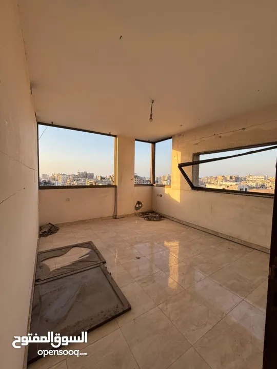 شقة للبيع في الشيخ رضوان بين الاتصالات و ميدان الشهداء