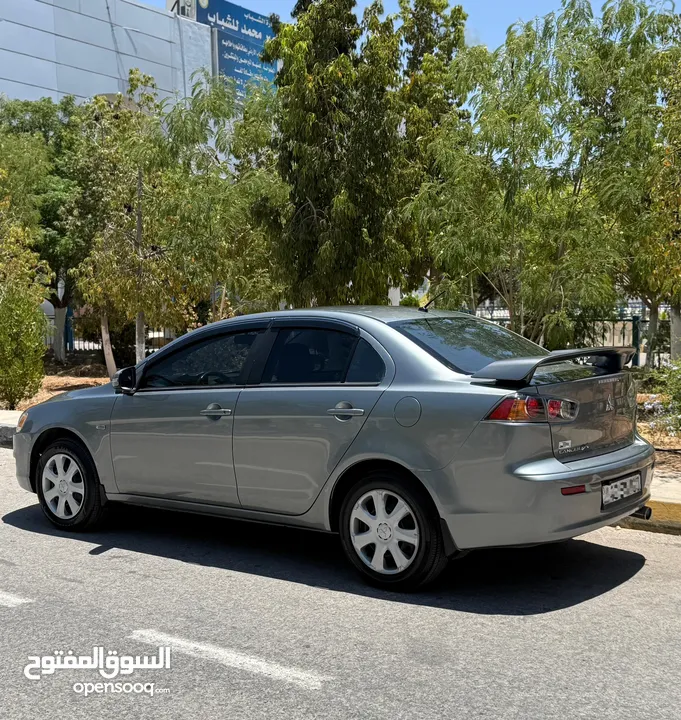 لانسر 2016 بحال الشركة بسعر مغري