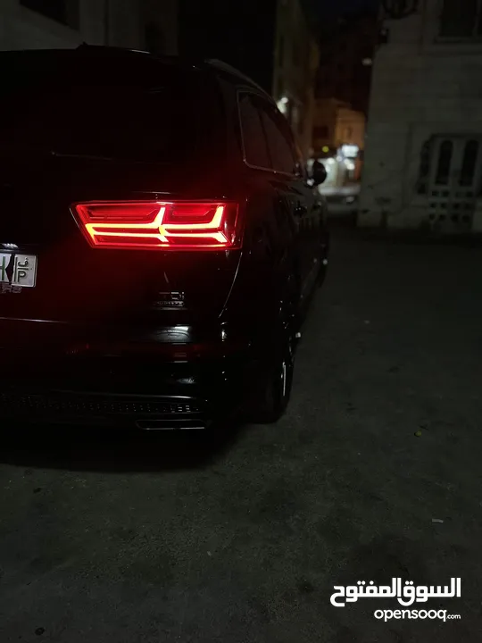 Audi Q7 2016-2015