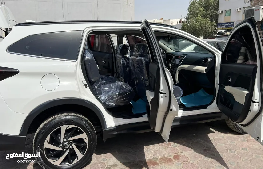 Toyota Rush GX 2023 GCC 1.5 7 Seater