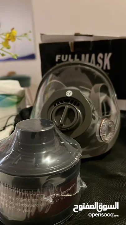 للبيع 3ماسكات اكسجين +3 بدل بيضاء